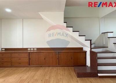 110 Sqm., 3 Beds Townhouse listed for ฿ 2,590,000.