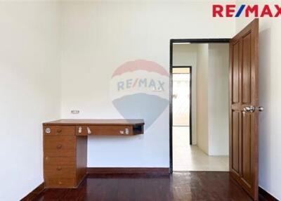 110 Sqm., 3 Beds Townhouse listed for ฿ 2,590,000.