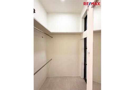 110 Sqm., 3 Beds Townhouse listed for ฿ 2,590,000.