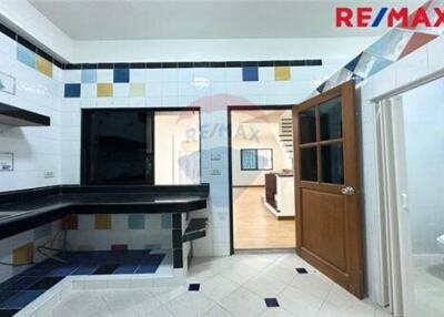 110 Sqm., 3 Beds Townhouse listed for ฿ 2,590,000.