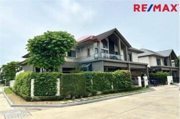 322 Sqm., 4 Beds Townhouse listed for ฿ 12,500,000.