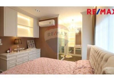 322 Sqm., 4 Beds Townhouse listed for ฿ 12,500,000.