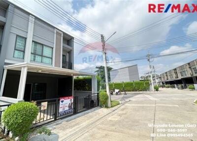 89 Sqm., 4 Beds Townhouse listed for ฿ 2,950,000.