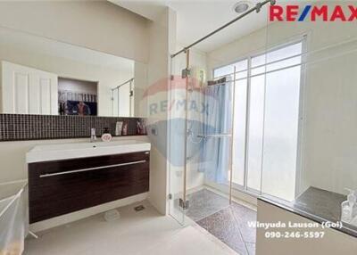 180 Sqm., 3 Beds Townhouse listed for ฿ 5,430,000.