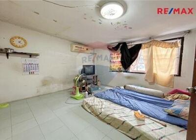 144 Sqm., 4 Beds Townhouse listed for ฿ 5,800,000.