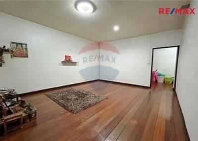 144 Sqm., 4 Beds Townhouse listed for ฿ 5,800,000.