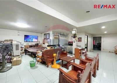 144 Sqm., 4 Beds Townhouse listed for ฿ 5,800,000.