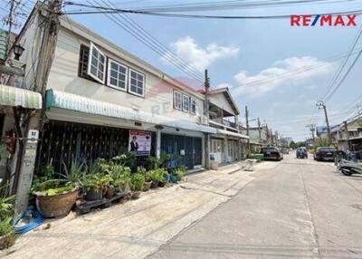 144 Sqm., 4 Beds Townhouse listed for ฿ 5,800,000.