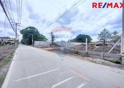 3,200 Sqm. Land listed for ฿ 18,000,000.