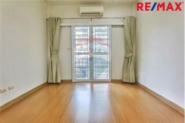 150 Sqm., 3 Beds Townhouse listed for ฿ 3,890,000.