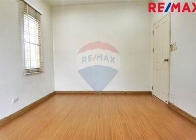 150 Sqm., 3 Beds Townhouse listed for ฿ 3,890,000.