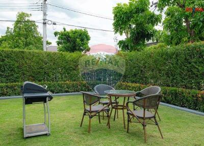 300 Sqm., 4 Beds, 4 Baths Townhouse listed for ฿ 10,990,000.