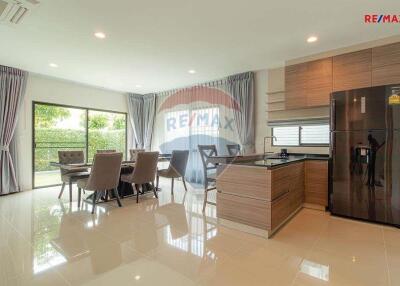 300 Sqm., 4 Beds, 4 Baths Townhouse listed for ฿ 10,990,000.