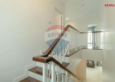 300 Sqm., 4 Beds, 4 Baths Townhouse listed for ฿ 10,990,000.