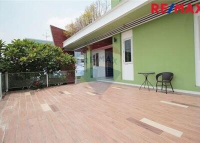 500 Sqm. Townhouse listed for ฿ 16,000,000.