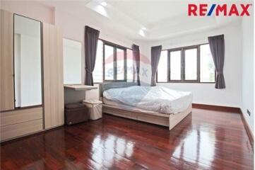 500 Sqm. Townhouse listed for ฿ 16,000,000.