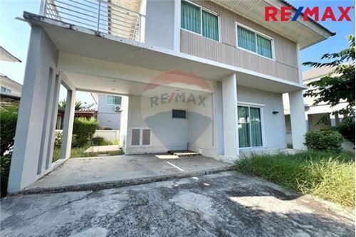 144 Sqm., 3 Beds Townhouse listed for ฿ 4,700,000.