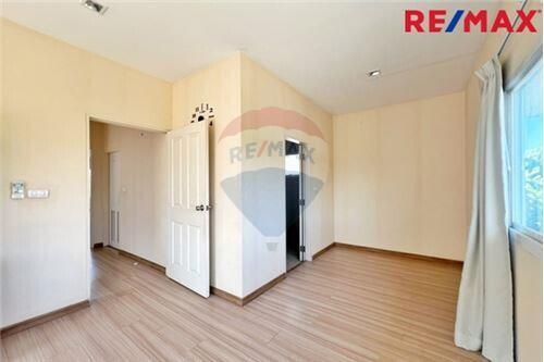 144 Sqm., 3 Beds Townhouse listed for ฿ 4,700,000.