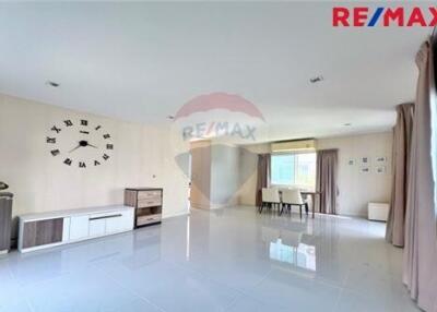 144 Sqm., 3 Beds Townhouse listed for ฿ 4,700,000.