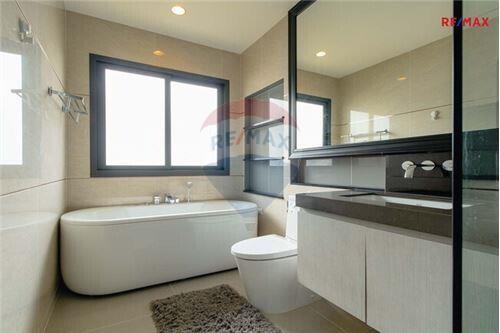 313 Sqm., 3 Beds Townhouse listed for ฿ 23,000,000.