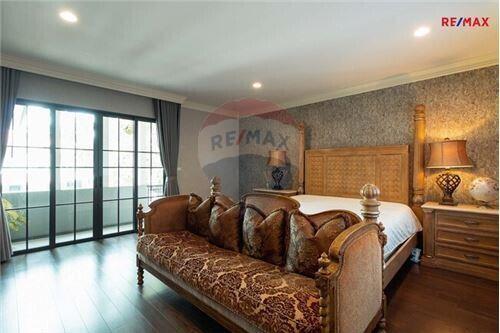 313 Sqm., 3 Beds Townhouse listed for ฿ 23,000,000.