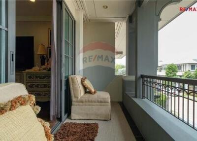 313 Sqm., 3 Beds Townhouse listed for ฿ 23,000,000.