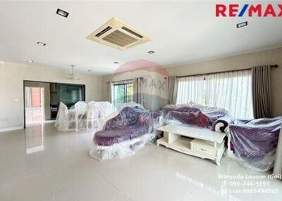 189 Sqm., 4 Beds Townhouse listed for ฿ 6,900,000.