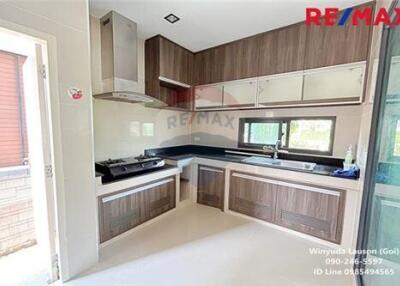 189 Sqm., 4 Beds Townhouse listed for ฿ 6,900,000.