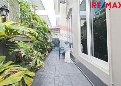 208 Sqm., 4 Beds Townhouse listed for ฿ 14,900,000.