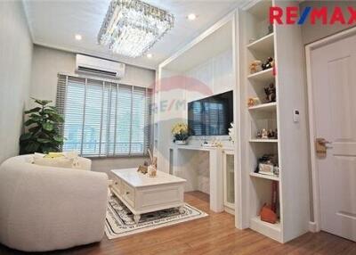 208 Sqm., 4 Beds Townhouse listed for ฿ 14,900,000.