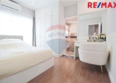 208 Sqm., 4 Beds Townhouse listed for ฿ 14,900,000.