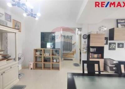 106 Sqm., 3 Beds Townhouse listed for ฿ 3,390,000.