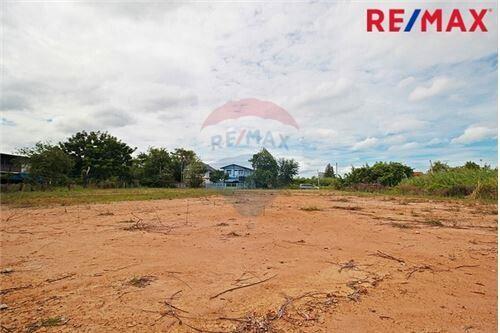 2,357 Sqm. Land listed for ฿ 47,120,000.