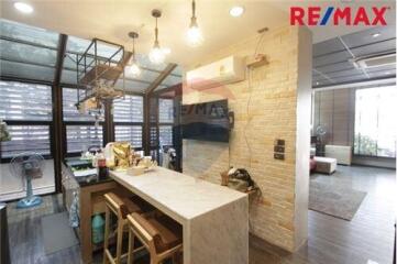 296 Sqm., 3 Beds Townhouse listed for ฿ 14,000,000.