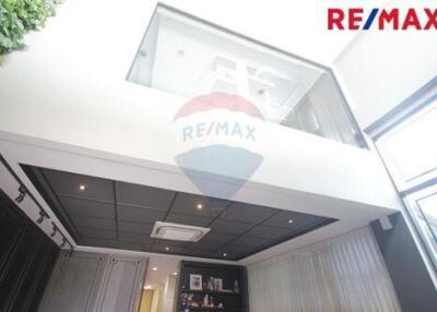 296 Sqm., 3 Beds Townhouse listed for ฿ 14,000,000.