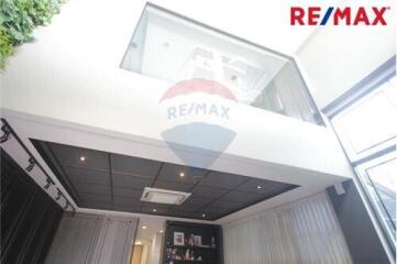 296 Sqm., 3 Beds Townhouse listed for ฿ 14,000,000.