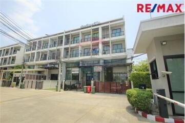 296 Sqm., 3 Beds Townhouse listed for ฿ 14,000,000.