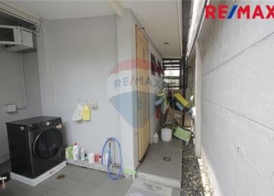 296 Sqm., 3 Beds Townhouse listed for ฿ 14,000,000.