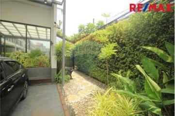 296 Sqm., 3 Beds Townhouse listed for ฿ 14,000,000.