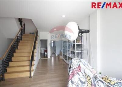 296 Sqm., 3 Beds Townhouse listed for ฿ 14,000,000.