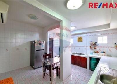 150 Sqm., 3 Beds Townhouse listed for ฿ 2,800,000.