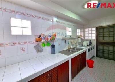 150 Sqm., 3 Beds Townhouse listed for ฿ 2,800,000.