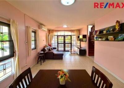 150 Sqm., 3 Beds Townhouse listed for ฿ 2,800,000.