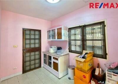 150 Sqm., 3 Beds Townhouse listed for ฿ 2,800,000.