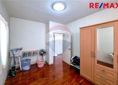 150 Sqm., 3 Beds Townhouse listed for ฿ 2,800,000.