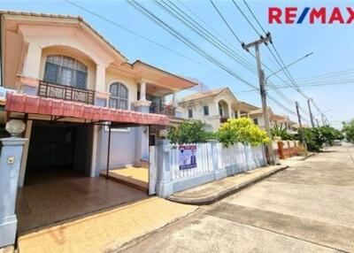 150 Sqm., 3 Beds Townhouse listed for ฿ 2,800,000.