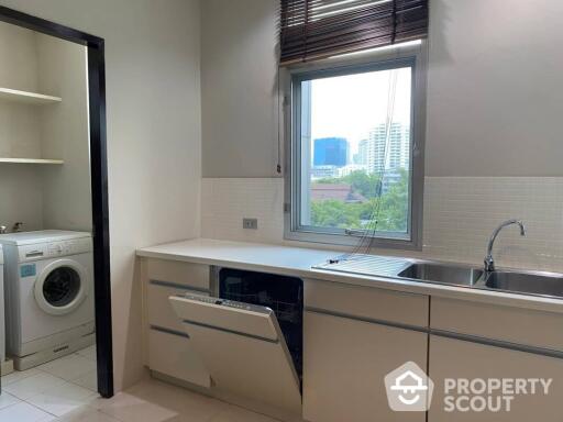 2-BR Apt. in Thung Maha Mek