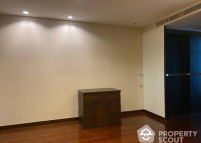 2-BR Apt. in Thung Maha Mek