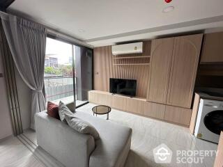 1-BR Condo at Walden Asoke near MRT Sukhumvit