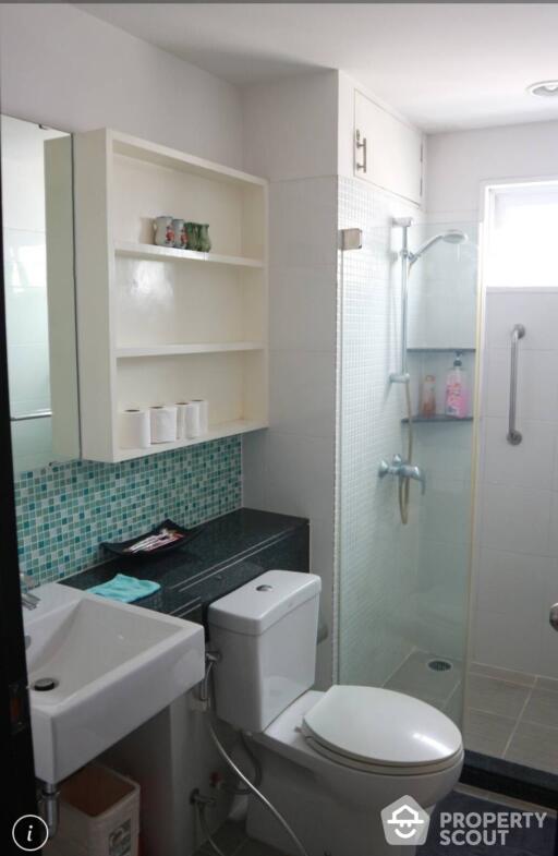 2-BR Condo at Diamond Sukhumvit near BTS On Nut